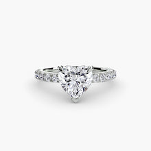Solitaire with Pavé 6