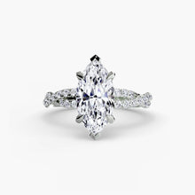 The Twisted Pavé Solitaire